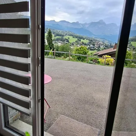 Cosy Equipe, Vue Magnifique Apartment